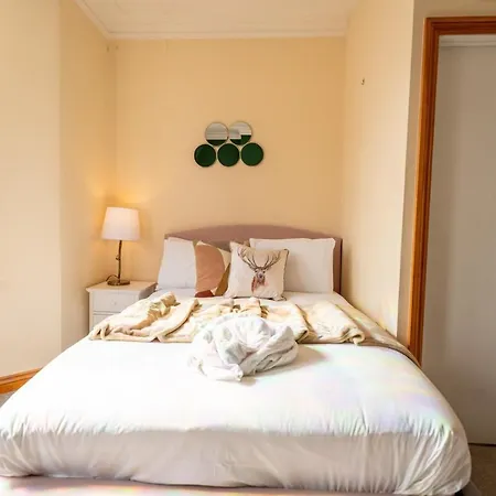 Apartamento Stylish Retreat - 2-bedroom In Easton *