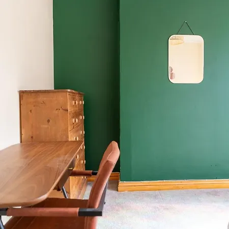 Apartman Stylish Retreat - 2-bedroom In Easton *